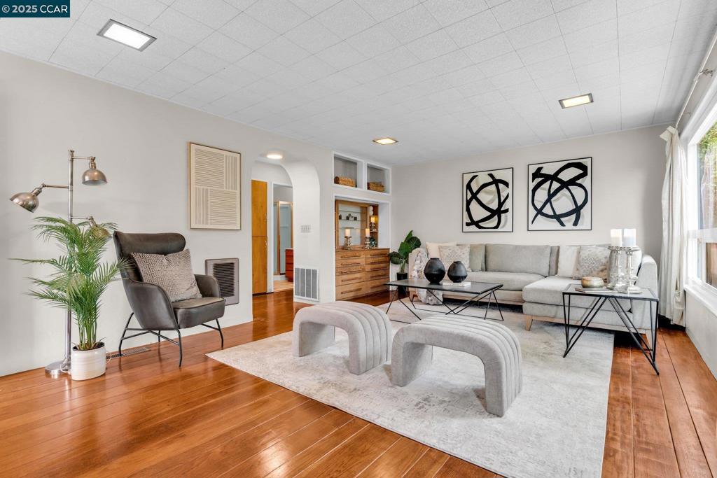 139 Arlington Ave