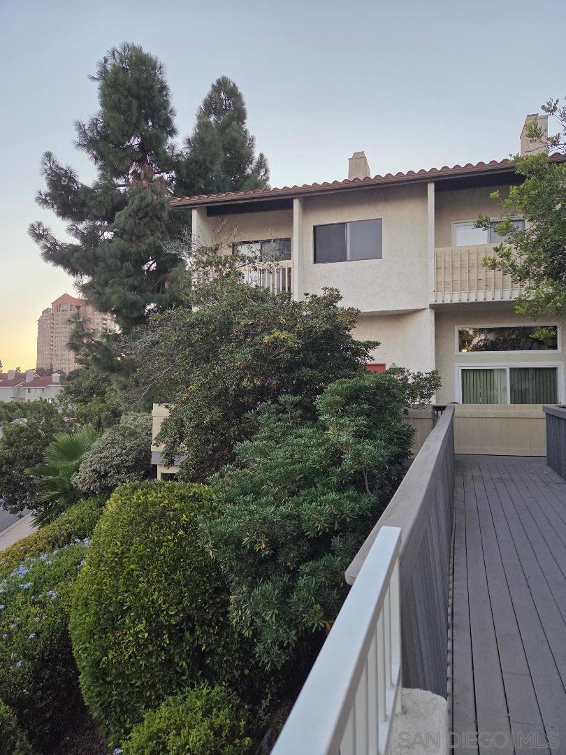 4020 La Jolla Village Drive