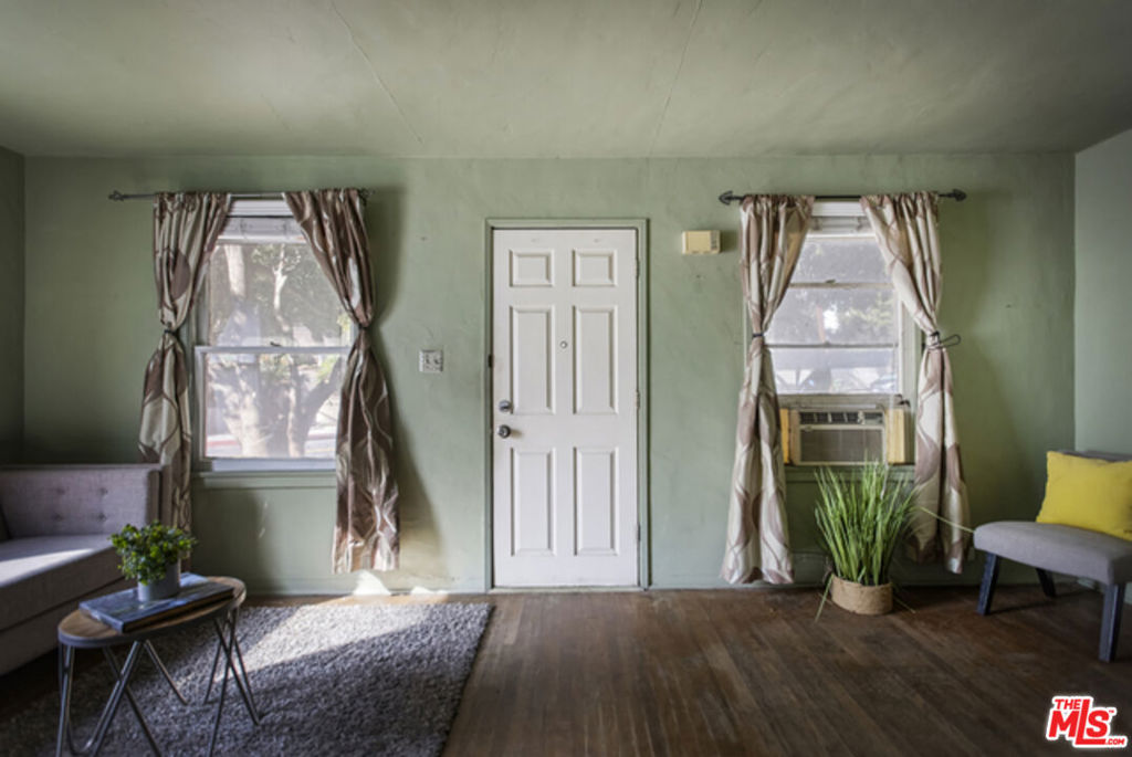 2004 Echo Park Avenue