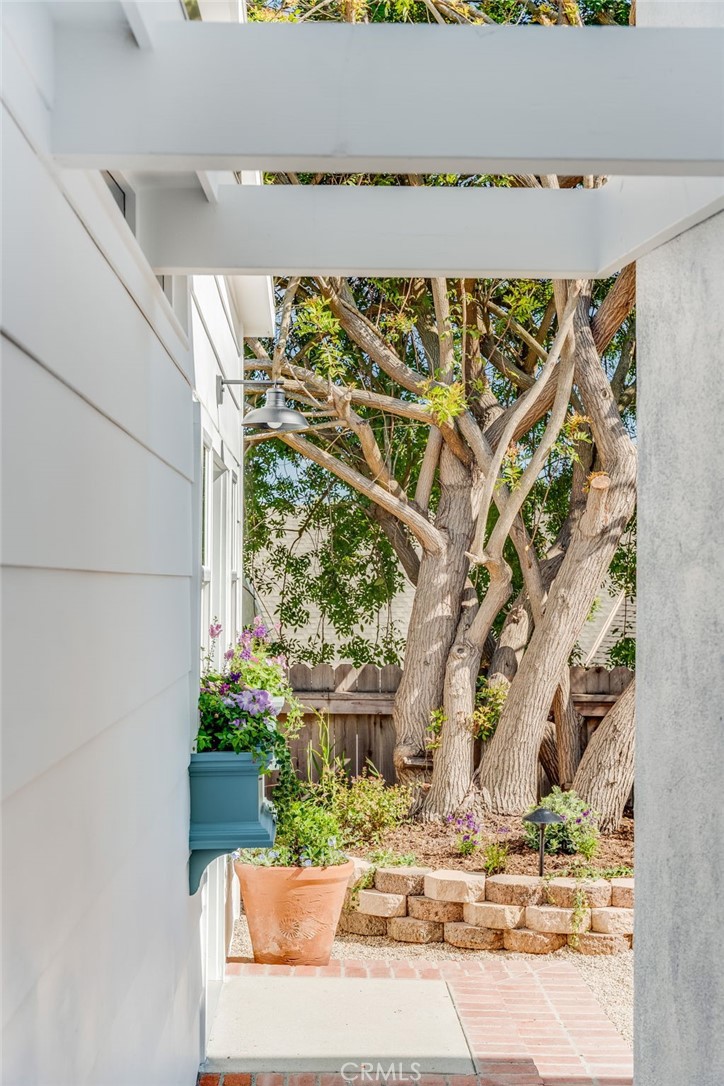 Top Of The World (TOW) - Residential
