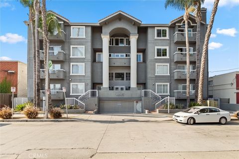 10925 Blix Street 309 Toluca Lake CA 91602