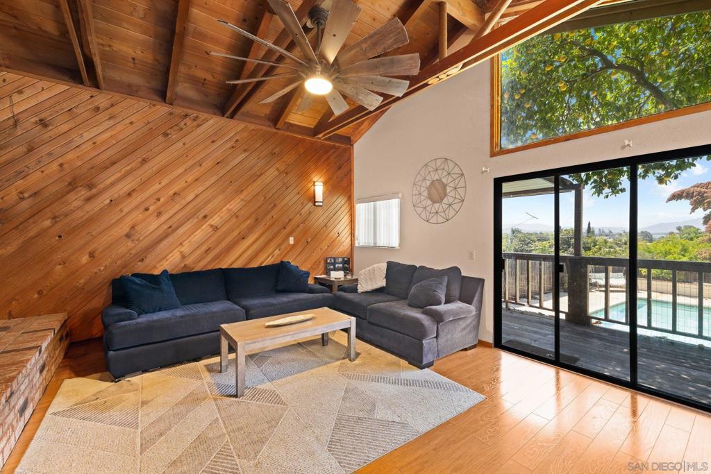 Lakeside - Residential