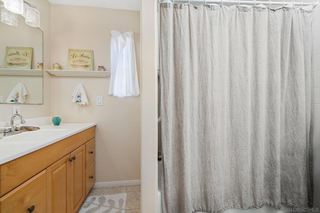 Lakeside - Residential