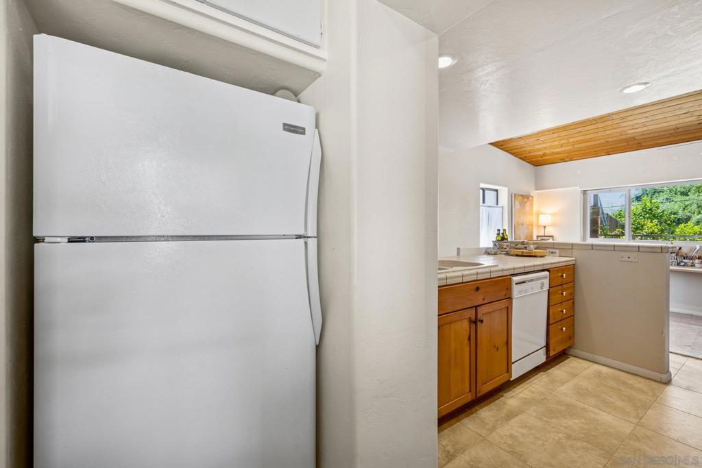 Lakeside - Residential