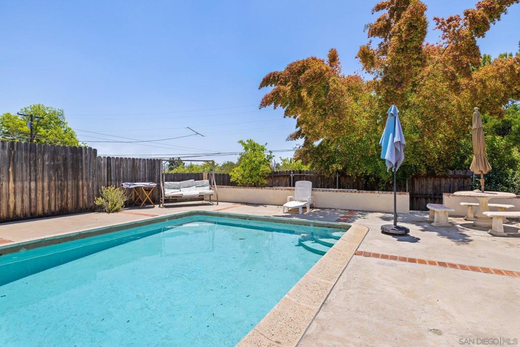 Lakeside - Residential