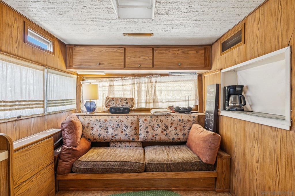 Lakeside - Residential