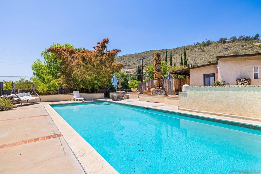 Lakeside - Residential