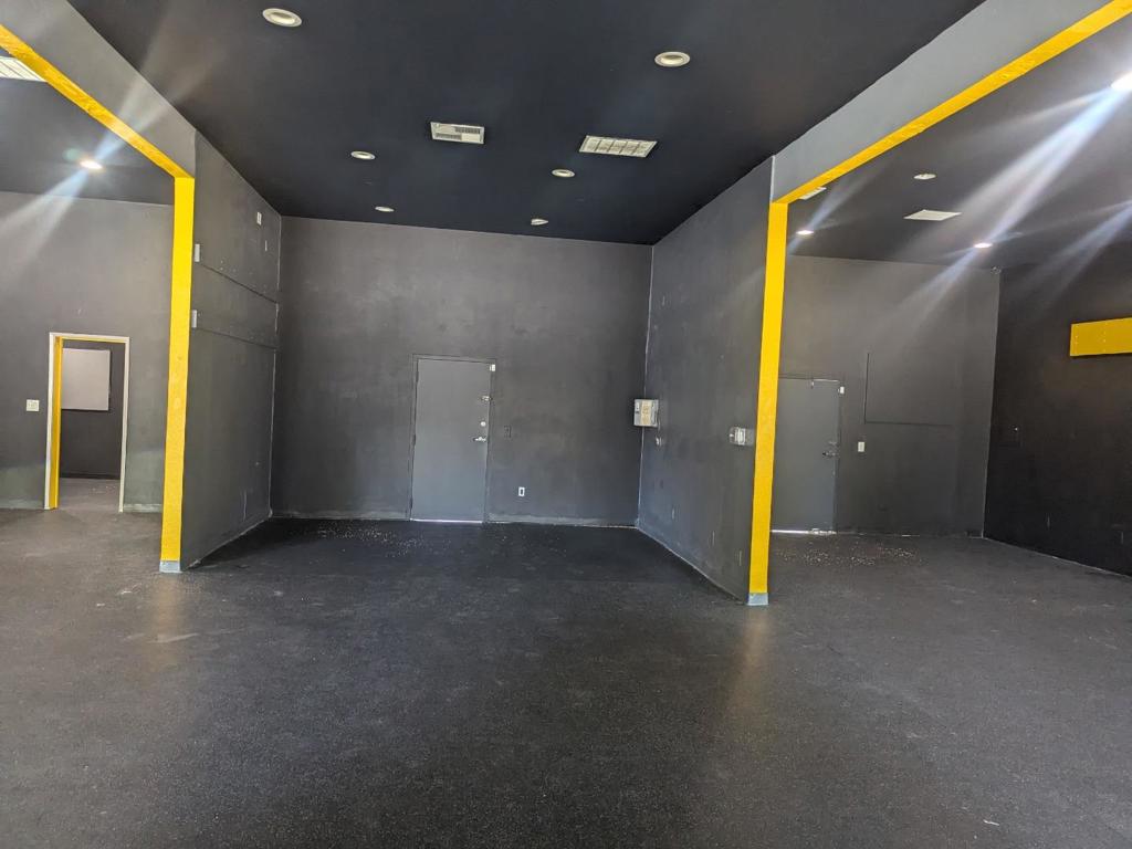 - Commercial Lease