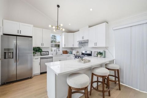 Photo of 5353 Larch Grove Place, San Jose, CA 95123 (MLS # ML82041979)