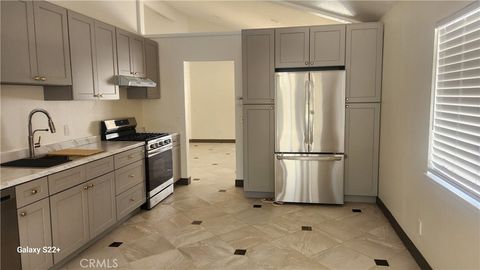 Photo of 27312 Pinavete, Mission Viejo, CA 92691 (MLS # OC26139241)