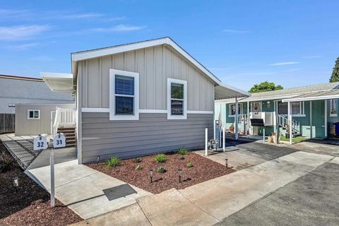 Photo of 1174 E Main St. ST #31, El Cajon, CA 92021 (MLS # 260017308SD)