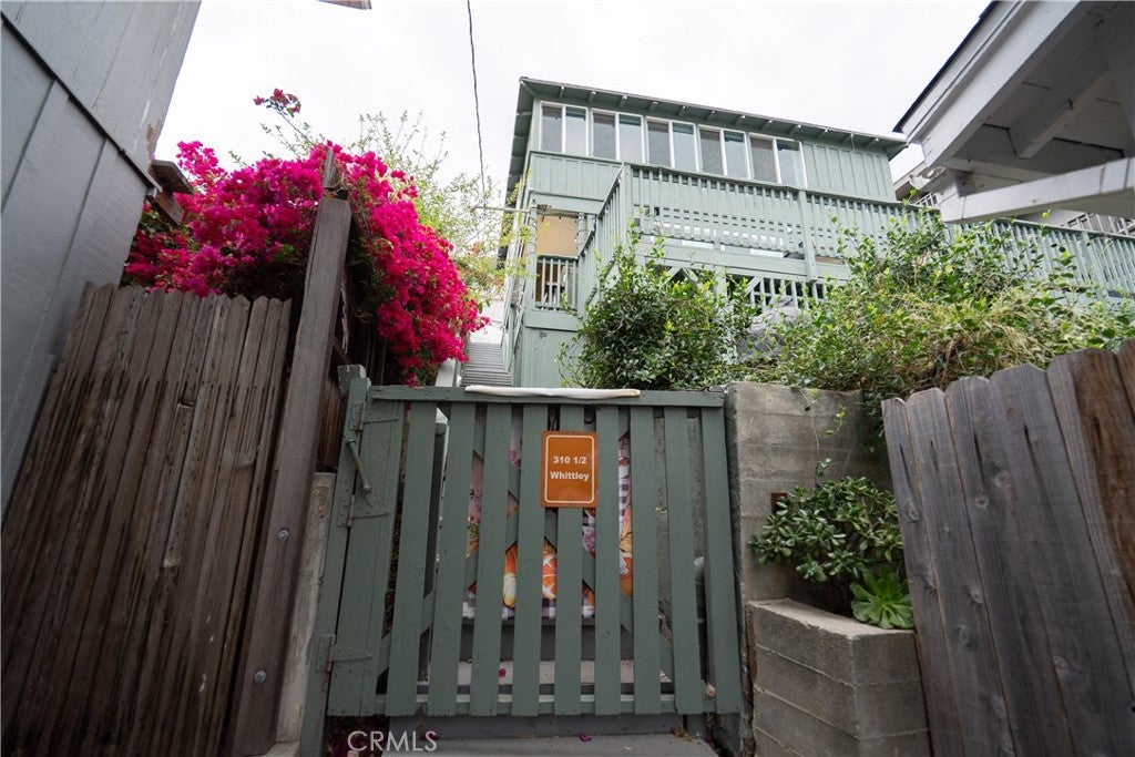 310 Whittley A
