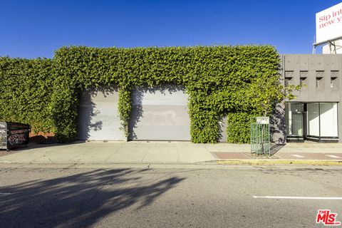 Photo of 4621 W Washington Boulevard, Los Angeles, CA 90016 (MLS # 26640601)