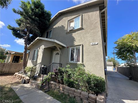 Photo of 9121 Orchard Ave, Los Angeles, CA 90044 (MLS # SR25228386)