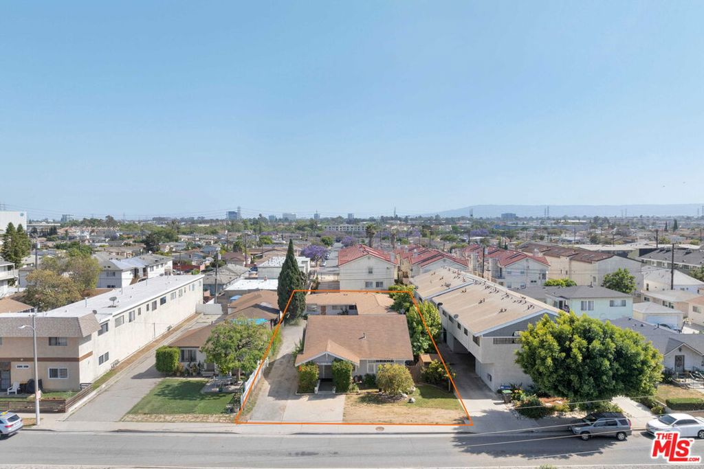 1148 W 166th Street