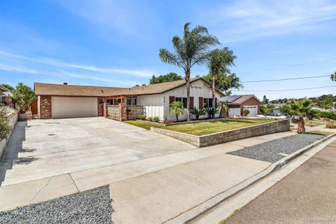 Photo of 926 Maria Way WAY, Chula Vista, CA 91911 (MLS # 260022557SD)