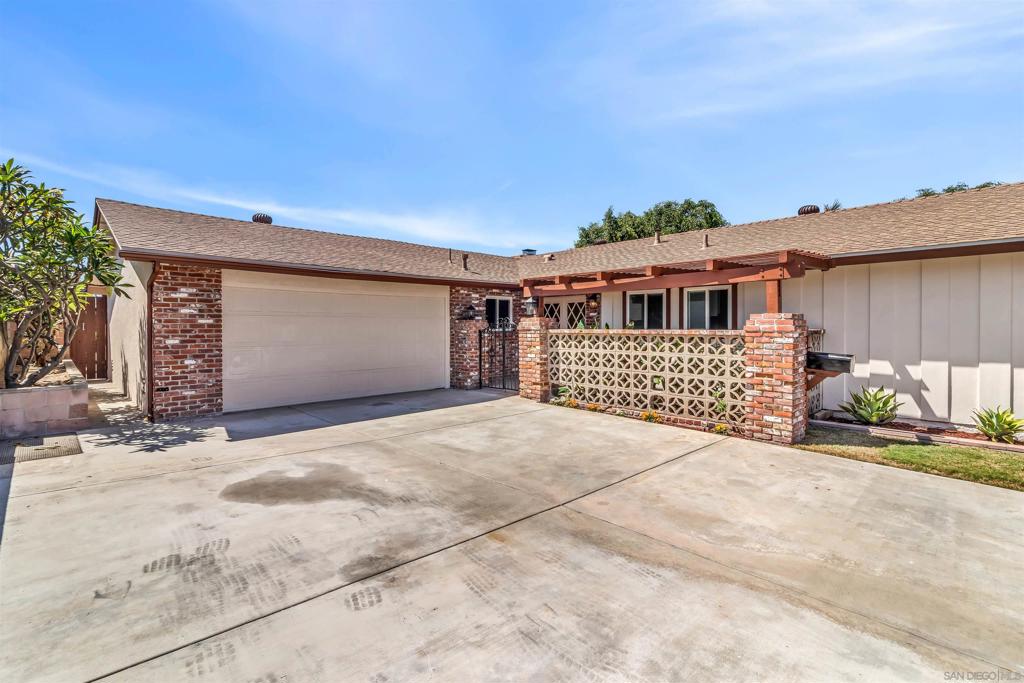 926 Maria Way
