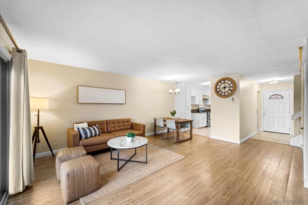 11168 Poblado Rd