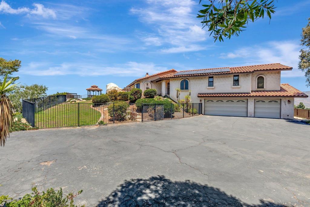 2458 Pence Dr