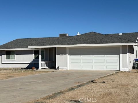 Photo of 14945 Tonikan Rd, Apple Valley, CA 92307 (MLS # CV25250491) Photo of 14945 Tonikan Rd, Apple Valley, CA 92307 (MLS # CV25250491)
