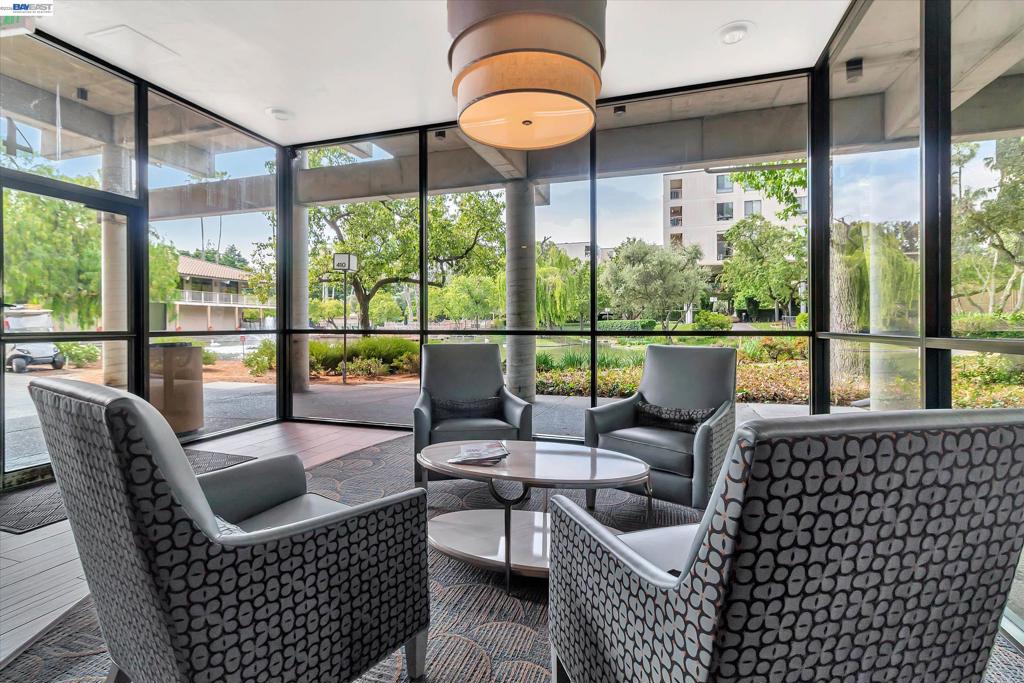410 N Civic Dr 302