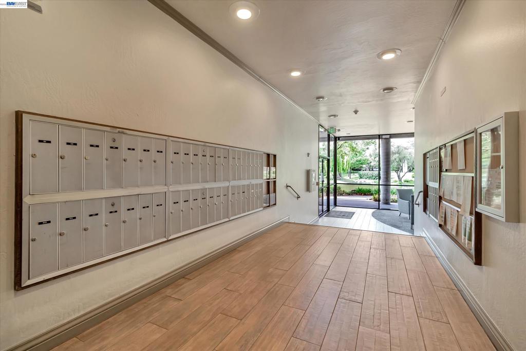 410 N Civic Dr 302