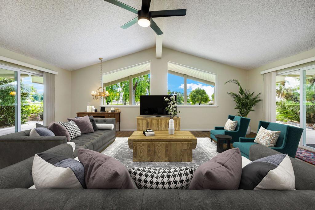 Suncrest Country Clb - Manufactured In Park