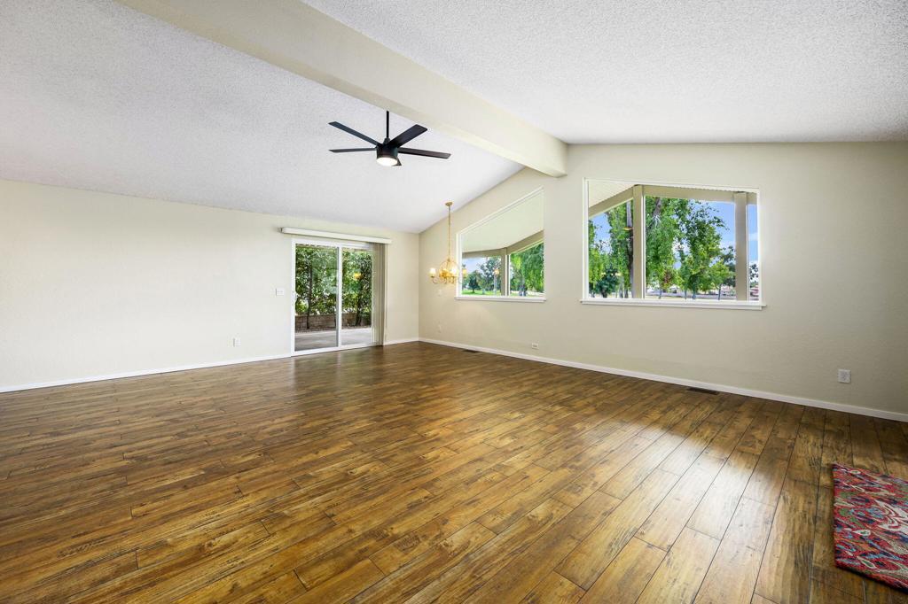 Suncrest Country Clb - Manufactured In Park