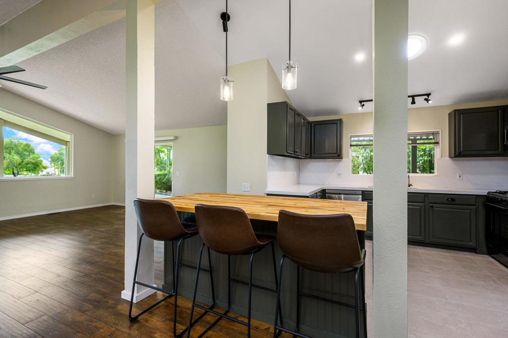 Suncrest Country Clb - Manufactured In Park