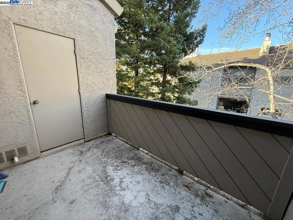 BRIDGEPORT - Residential Lease