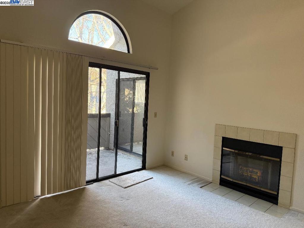 BRIDGEPORT - Residential Lease