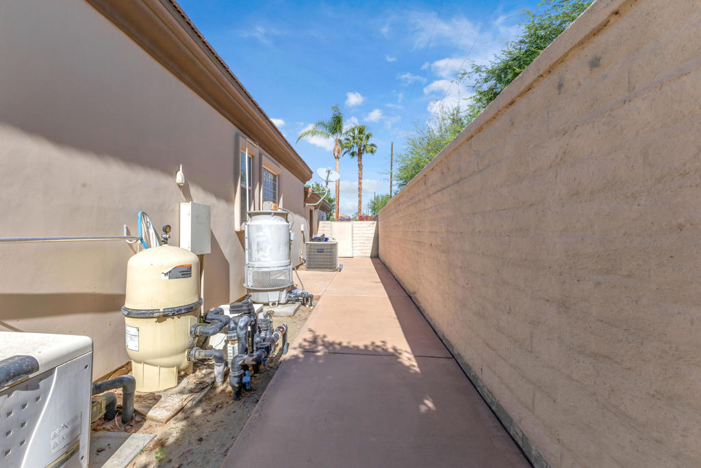 La Terraza Vintage Estates - Residential