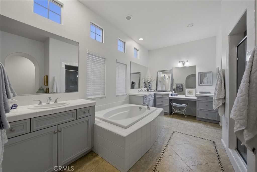 Carmela (31305) - Residential