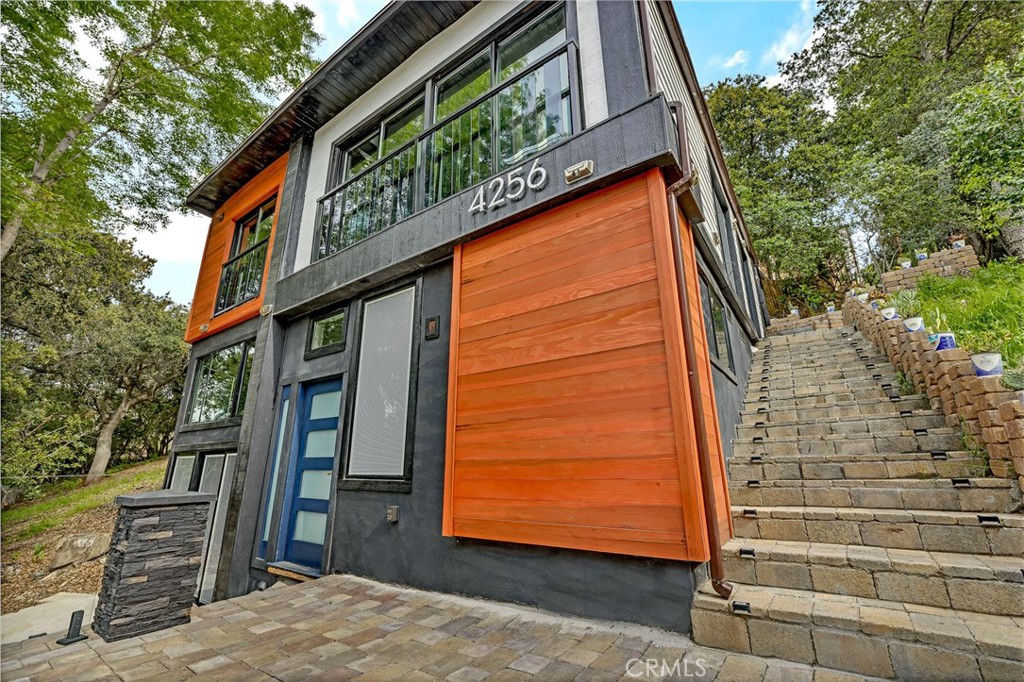 Properties 4 4256 Rosario Road