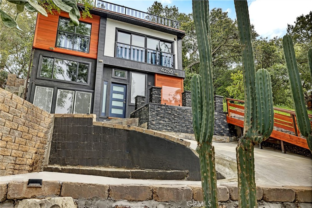 Properties 3 4256 Rosario Road