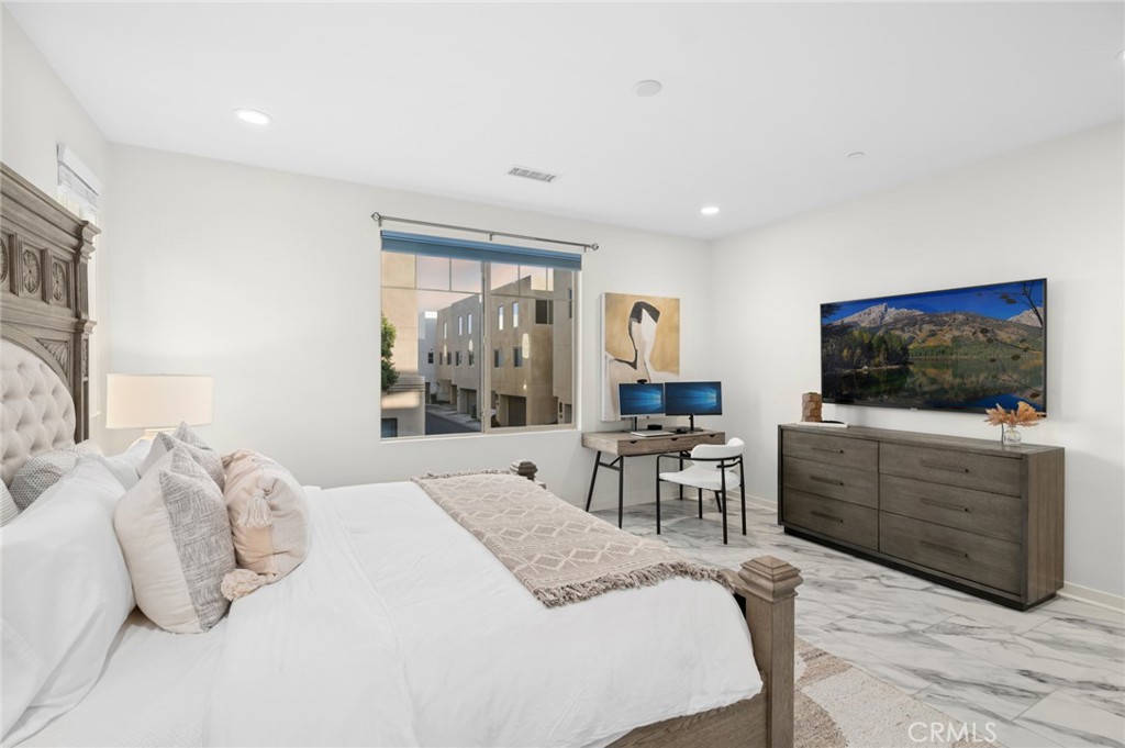 Carlisle at Parasol Park - Residential