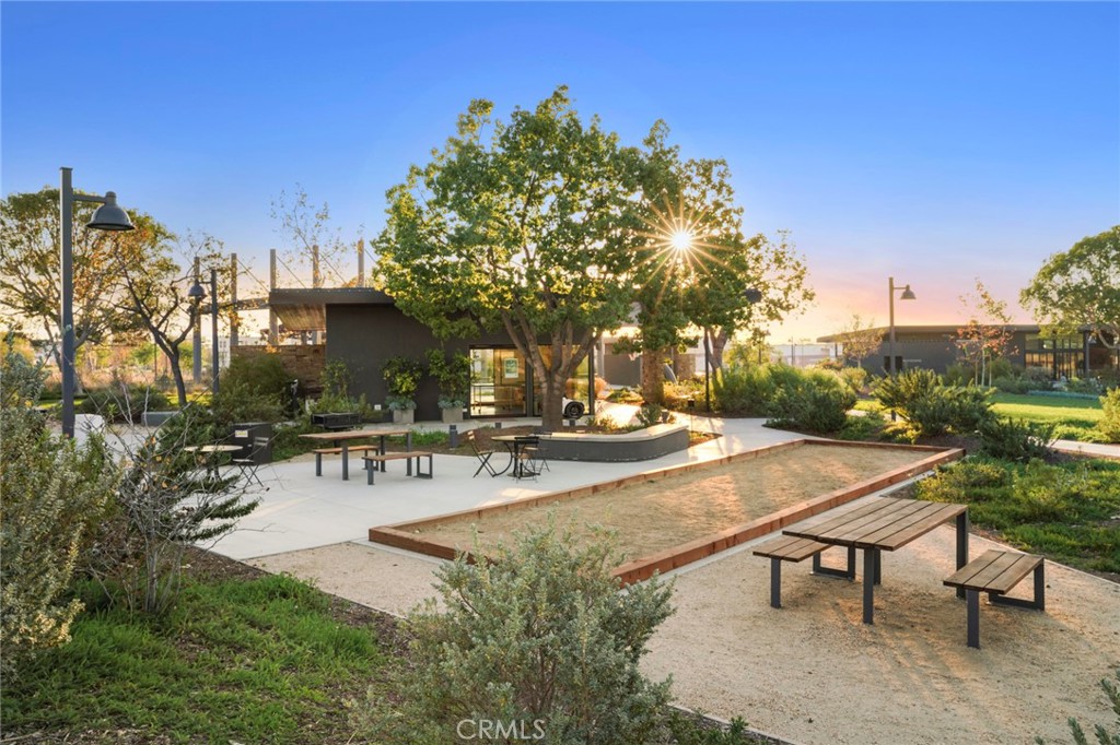 Carlisle at Parasol Park - Residential