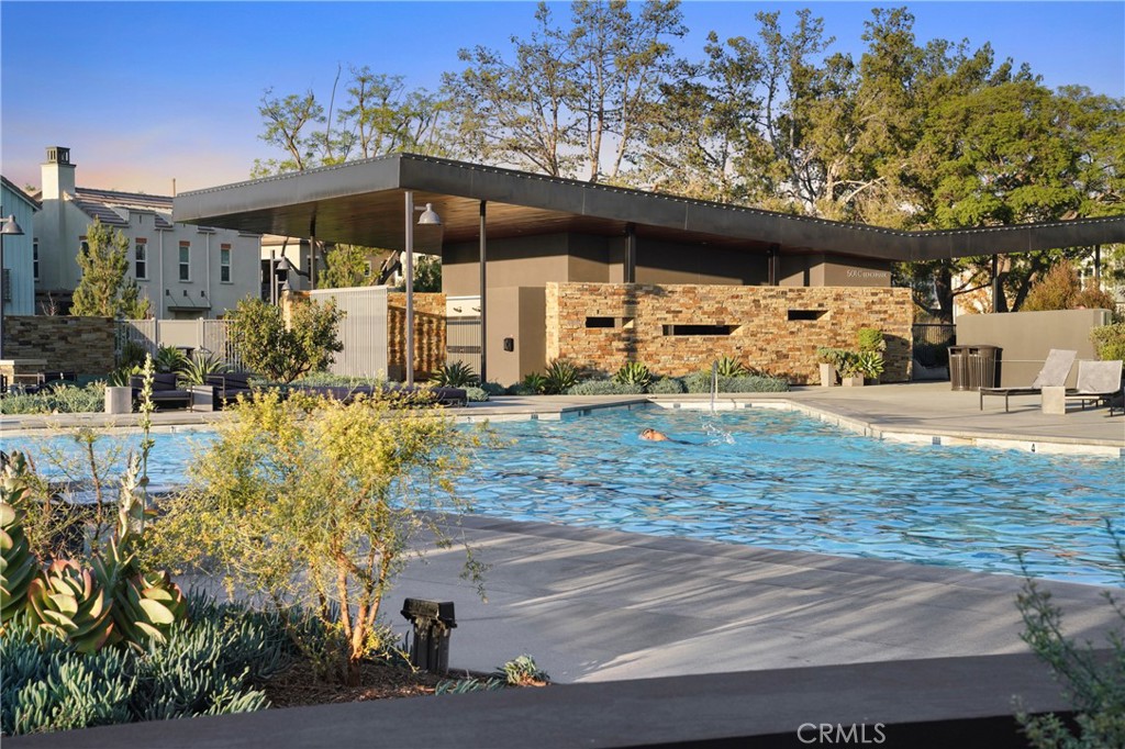 Carlisle at Parasol Park - Residential