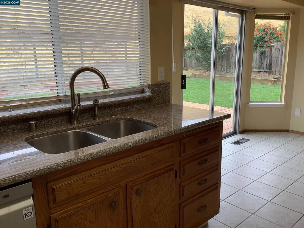 LELAND - Residential Lease