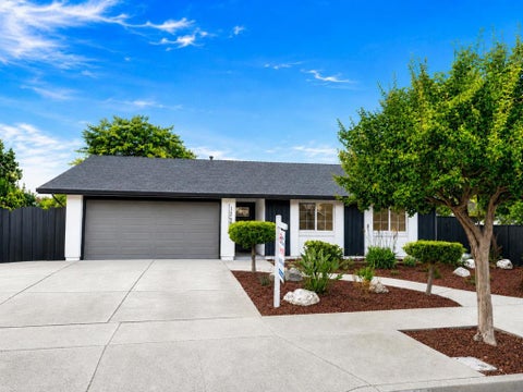 Photo of 1291 Culpepper Drive, San Jose, CA 95121 (MLS # ML82054402)