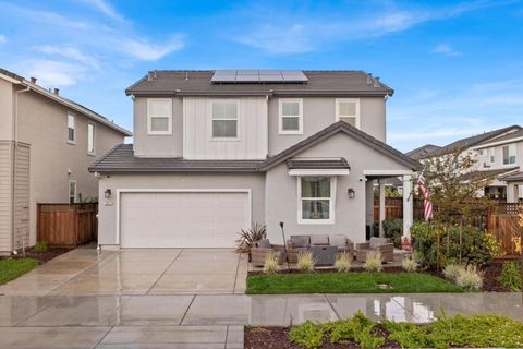 Photo of 2651 Mulholland Drive, Lathrop, CA 95330 (MLS # ML82028130)