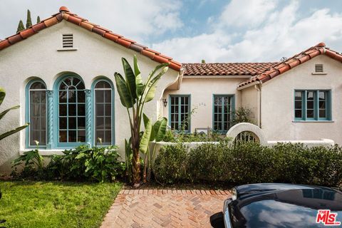 Photo of 306 S Orange Drive, Los Angeles, CA 90036 (MLS # 26645067)