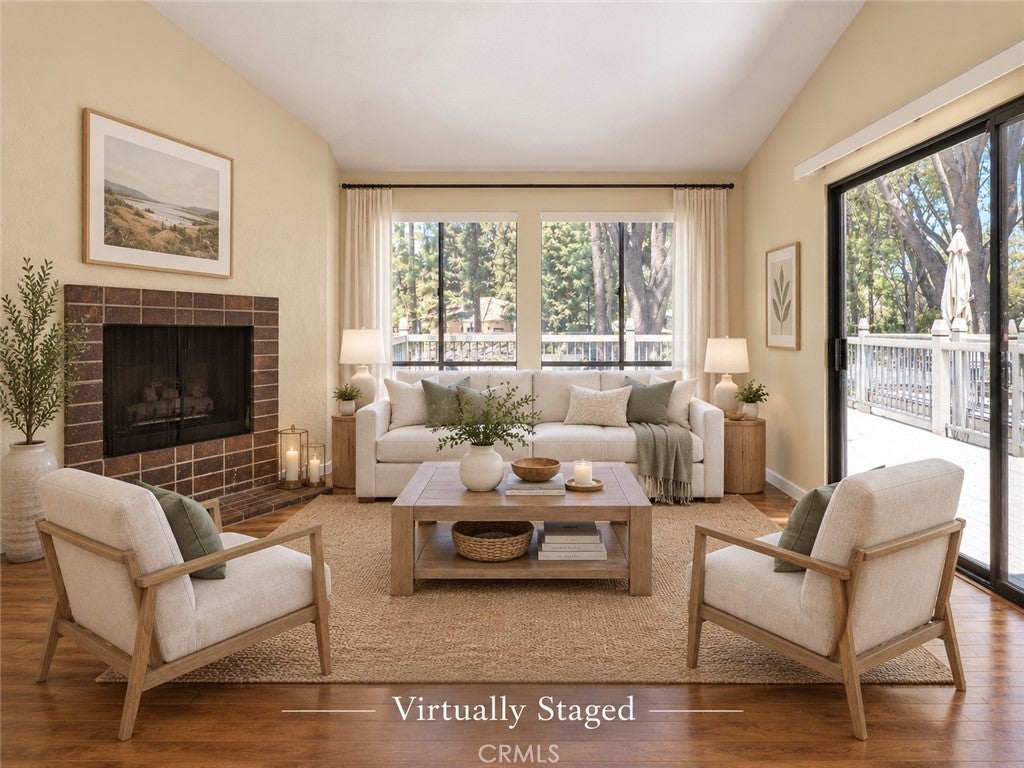 1184 S Westlake D