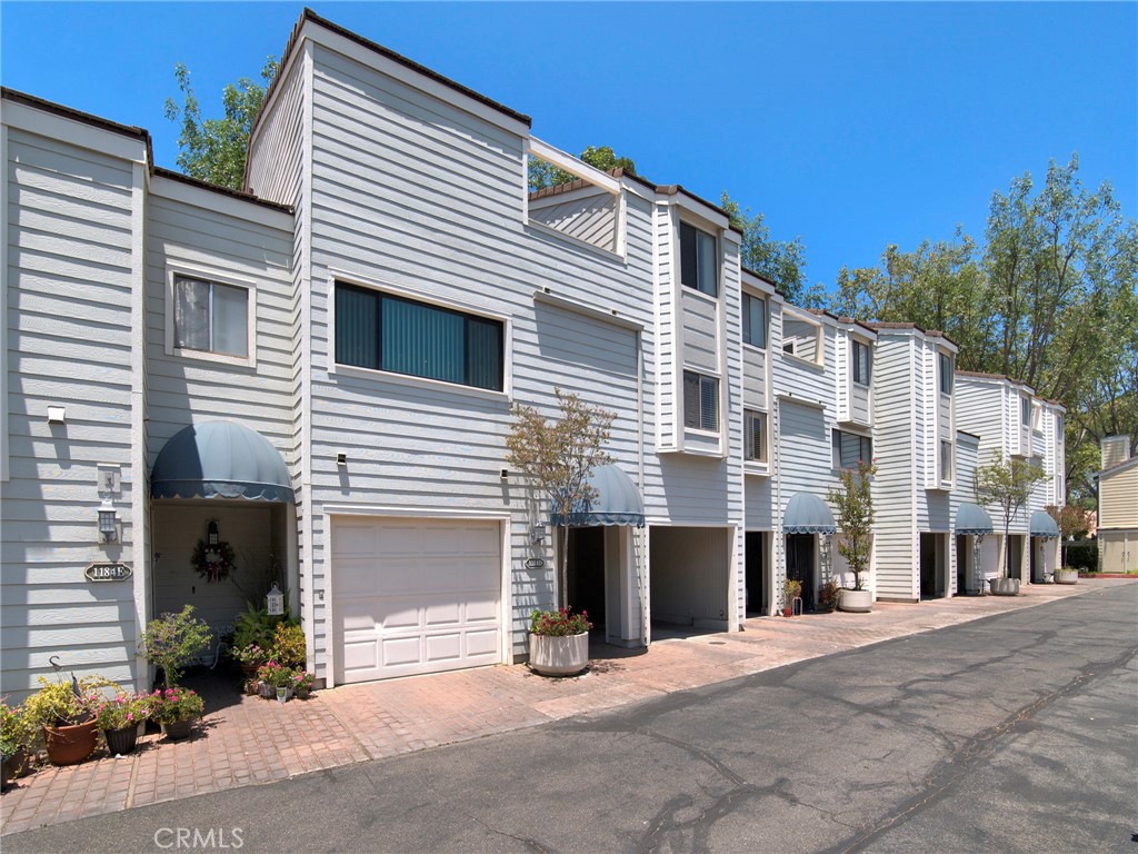 1184 S Westlake D