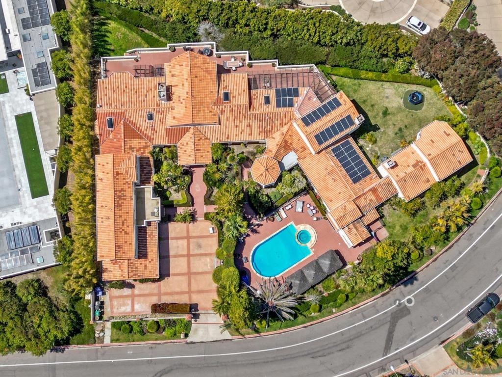 9450 La Jolla Farms Rd.