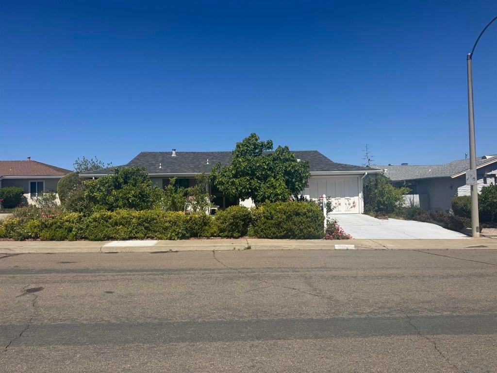 16846 Dominican Dr