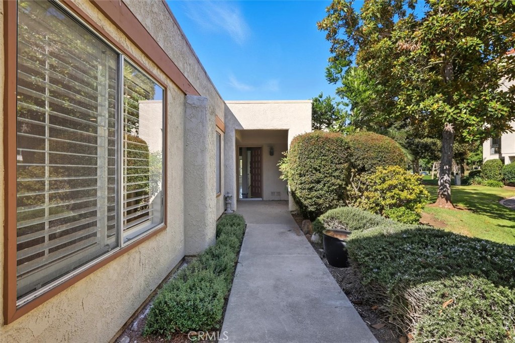 5512 W Paseo Del Lago C