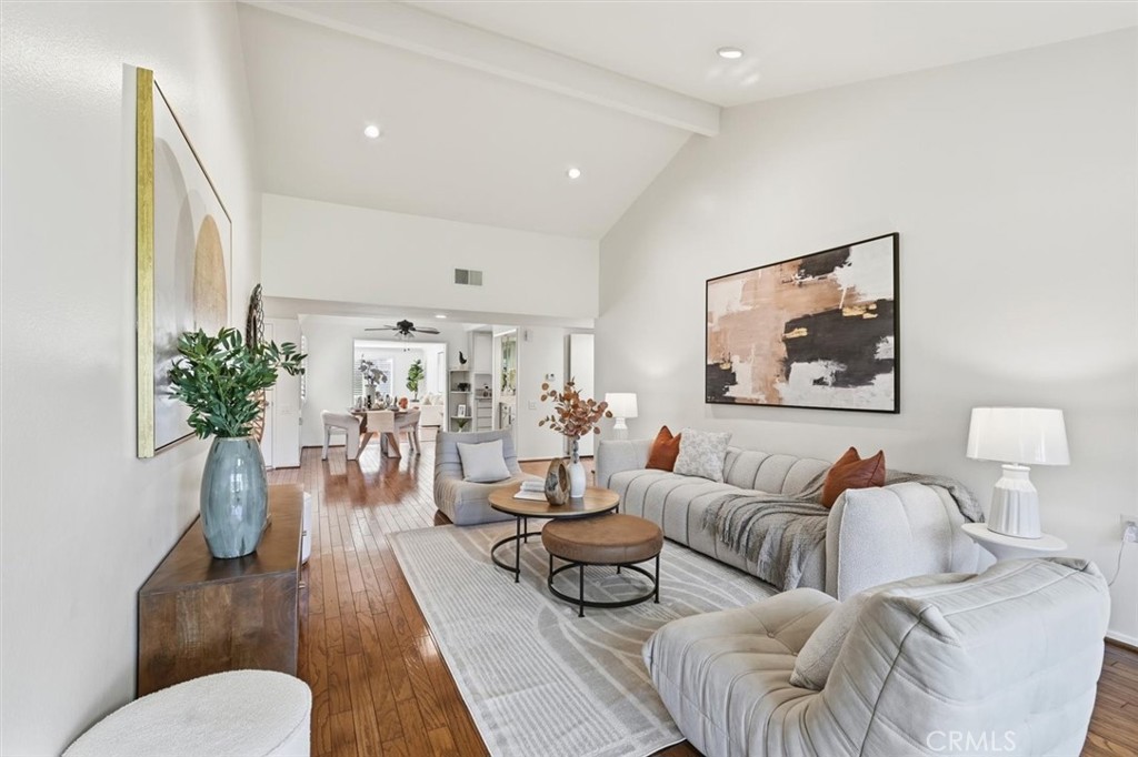 5512 W Paseo Del Lago C