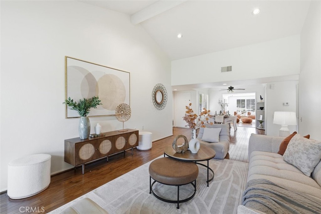 5512 W Paseo Del Lago C