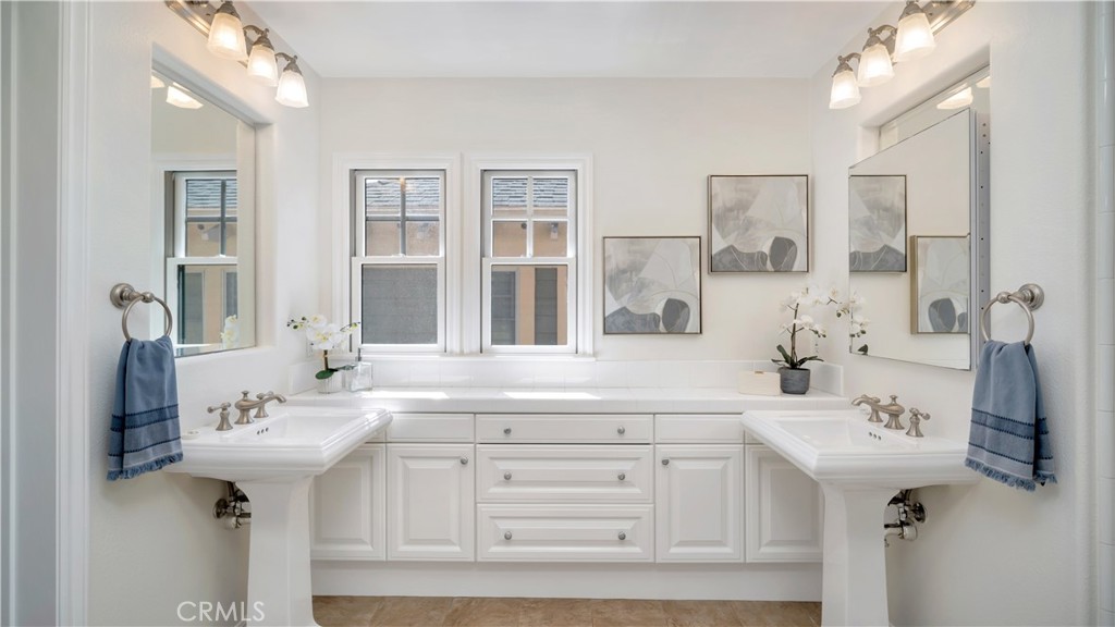 Sailhouse (SAIL) - Residential